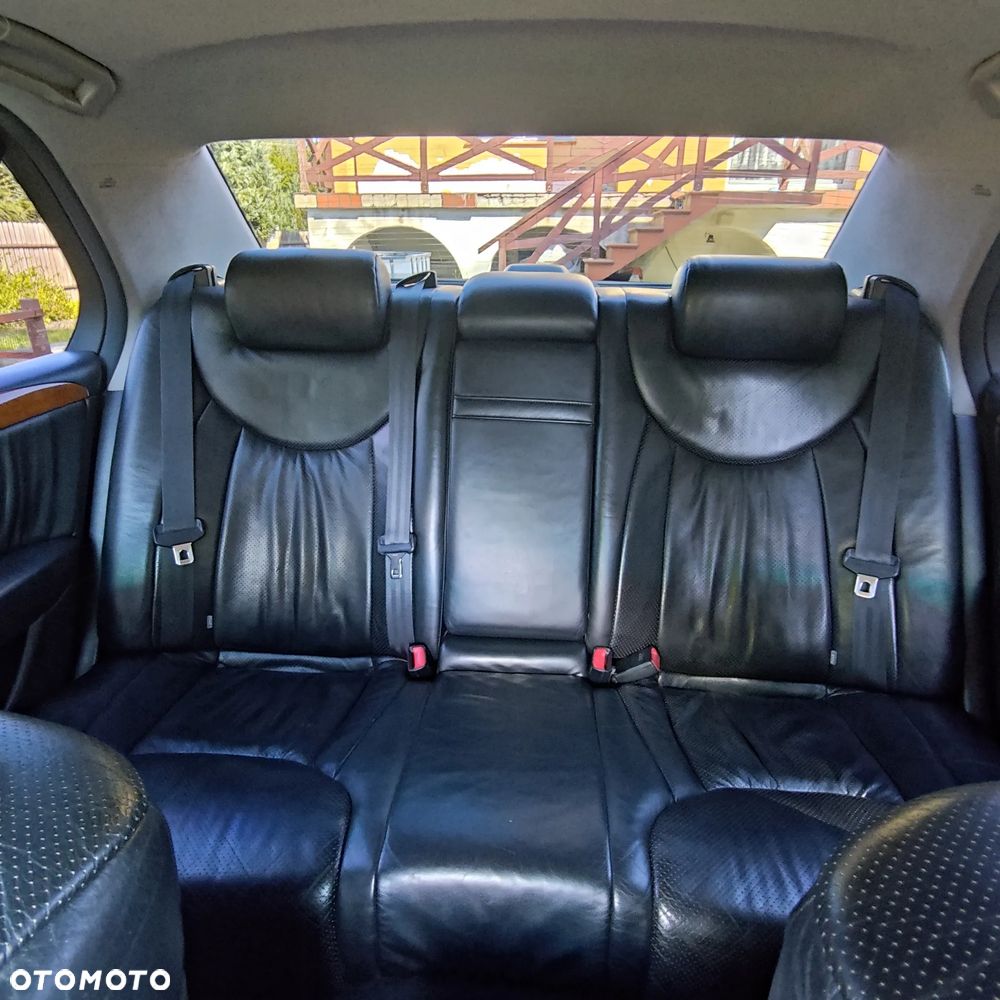 Lexus LS Standard - 23