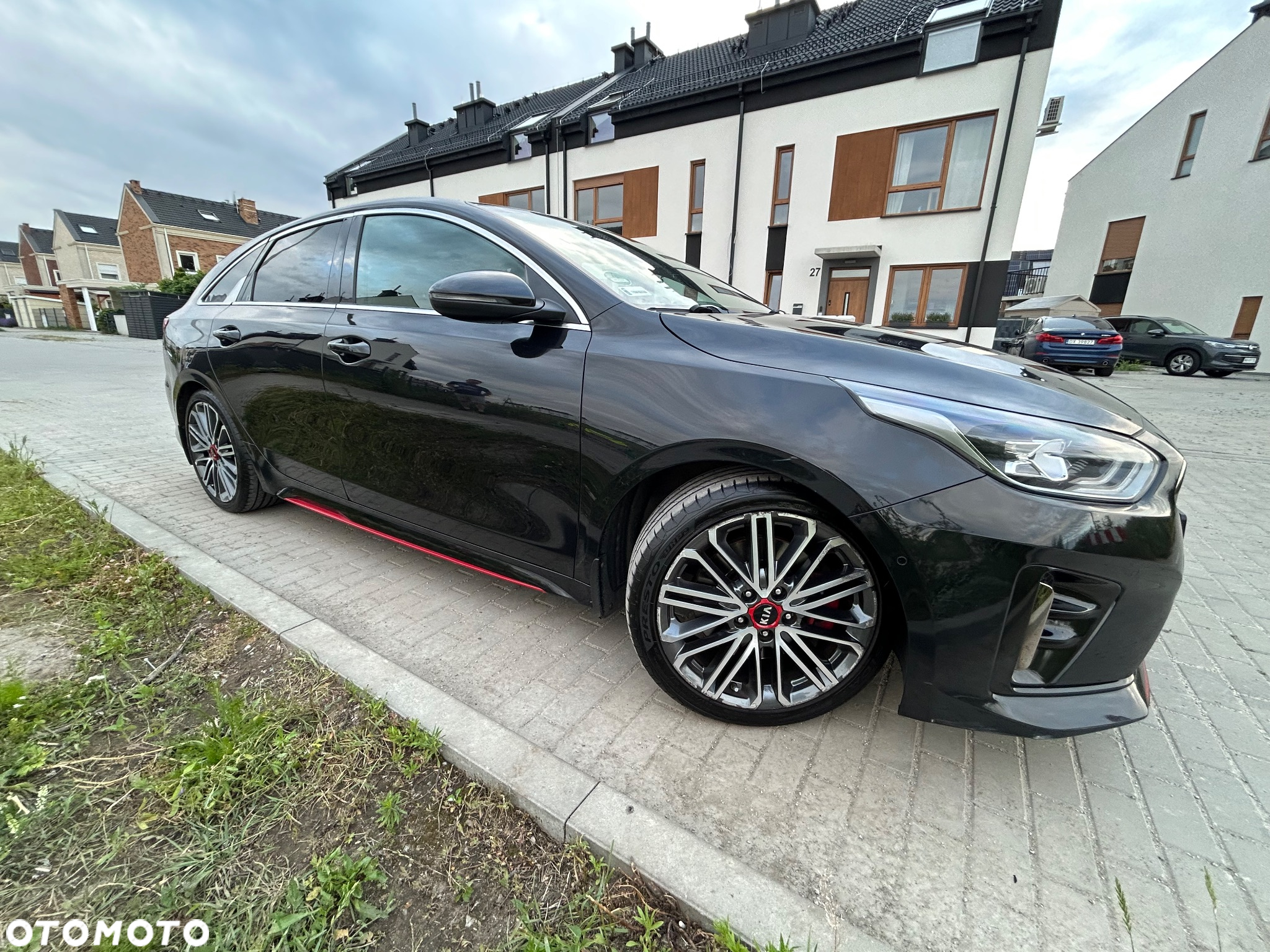 Kia ProCeed 1.6 T-GDI GT DCT - 3