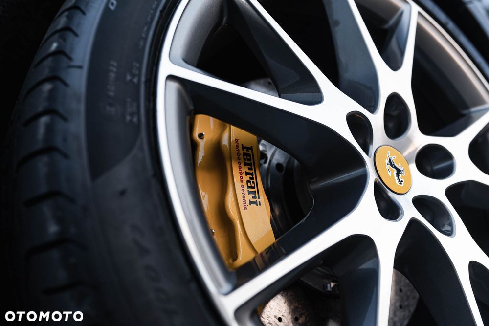 Ferrari California F1 DCT - 10