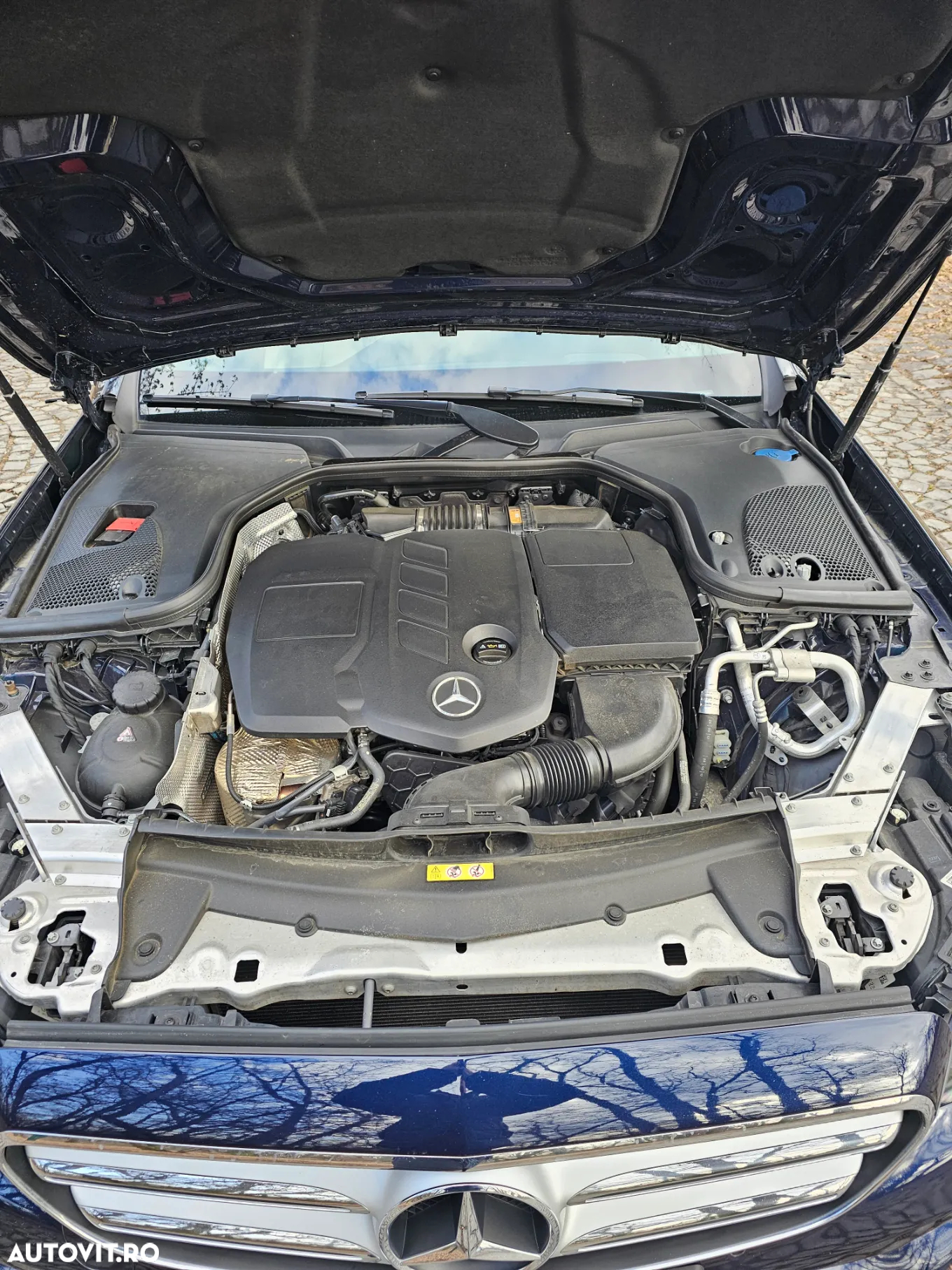 Mercedes-Benz E 200 d 9G-TRONIC Avantgarde - 25