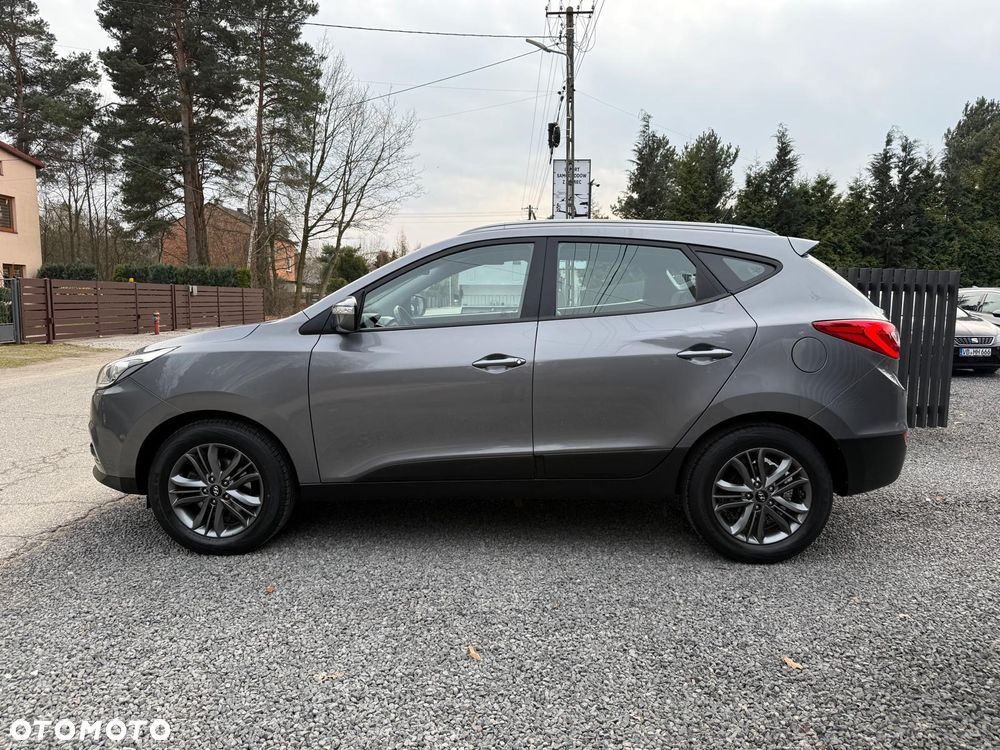 Hyundai ix35 1.6 2WD Fifa World Cup Edition - 8