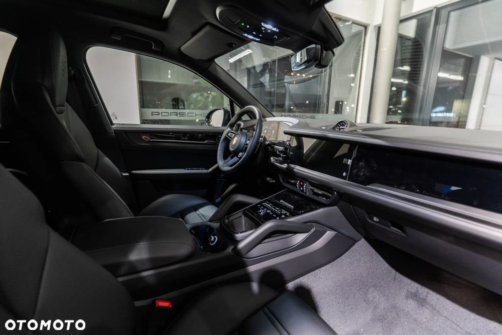 Porsche Cayenne E-Hybrid PHEV Black Edition - 19