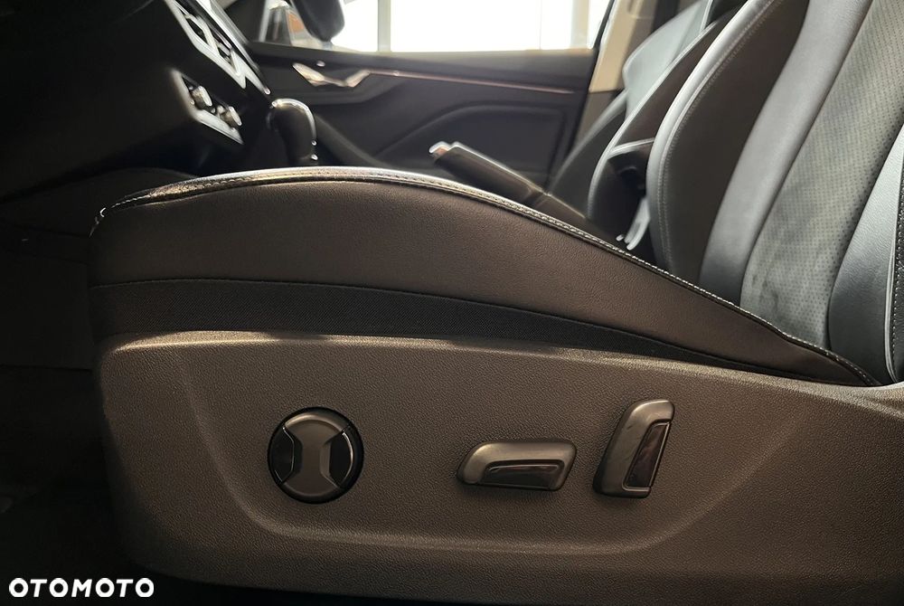 Skoda Kamiq 1.6 TDI DSG Style - 23