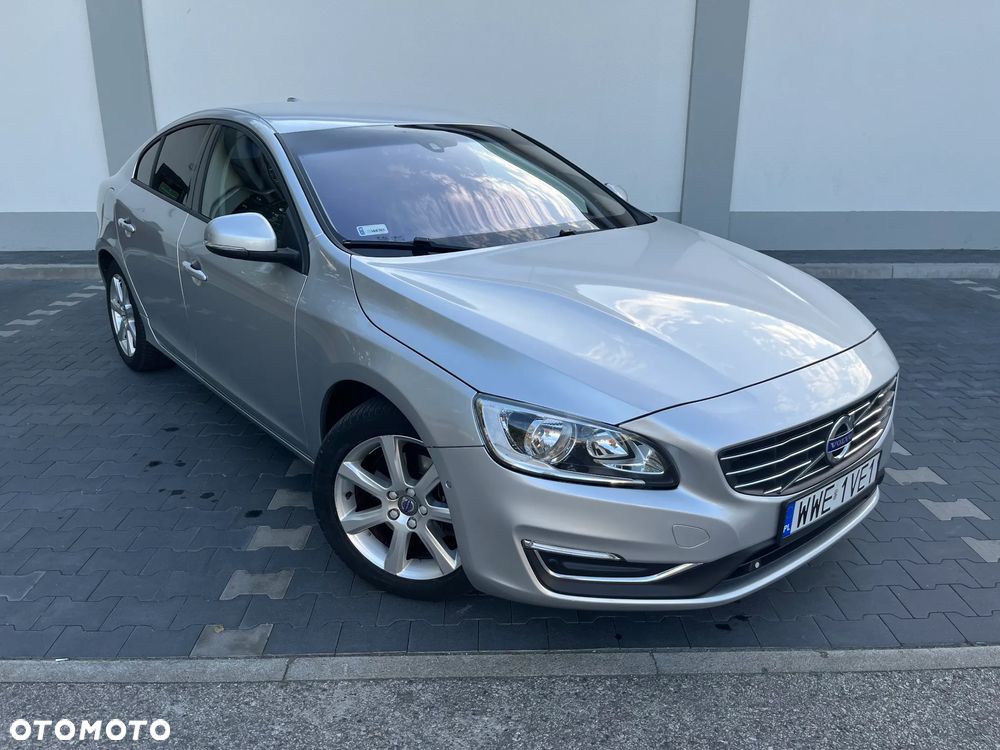 Volvo S60 T5 Drive-E Momentum - 2