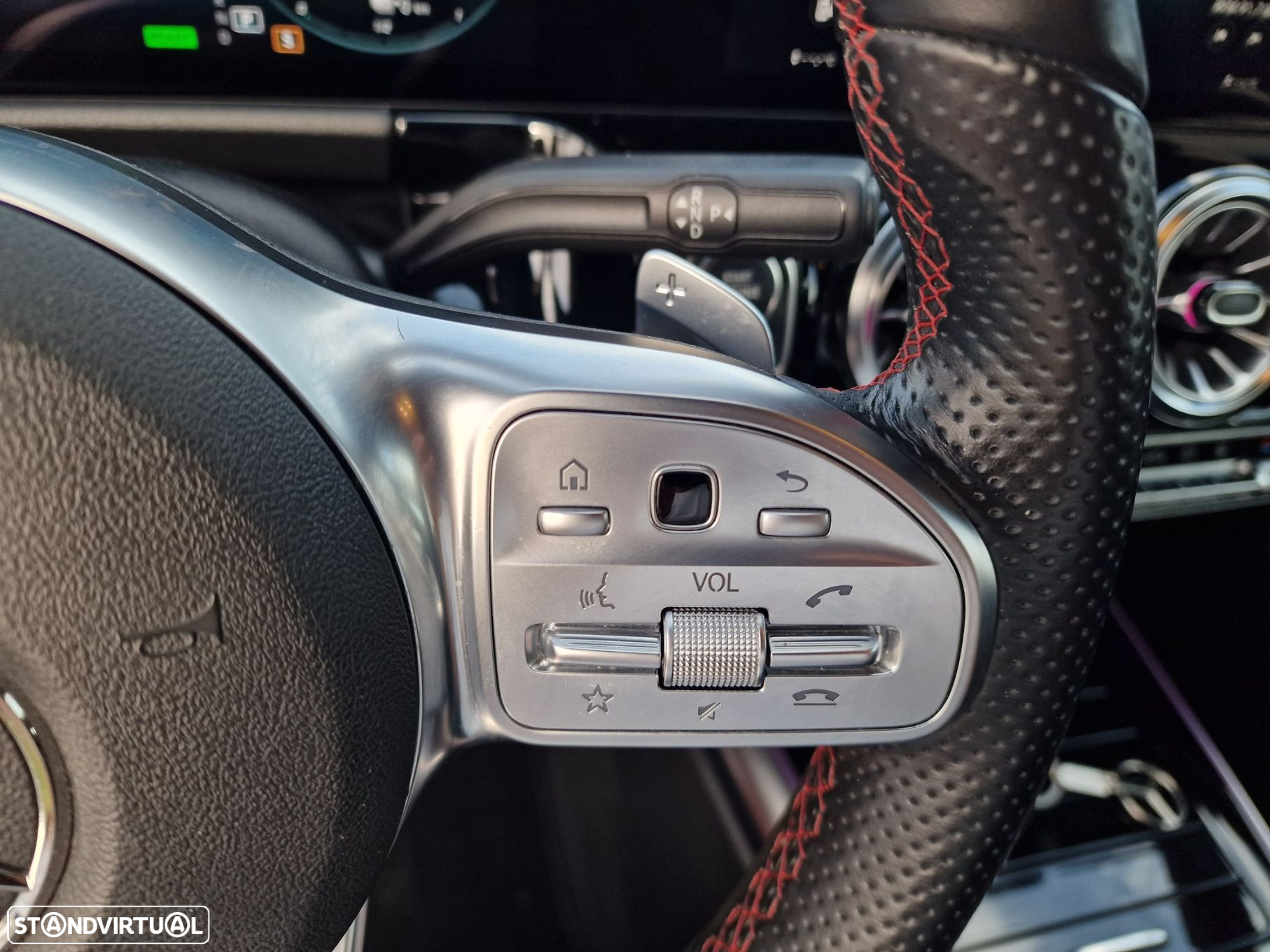 Mercedes-Benz GLA 250 e AMG Line - 24