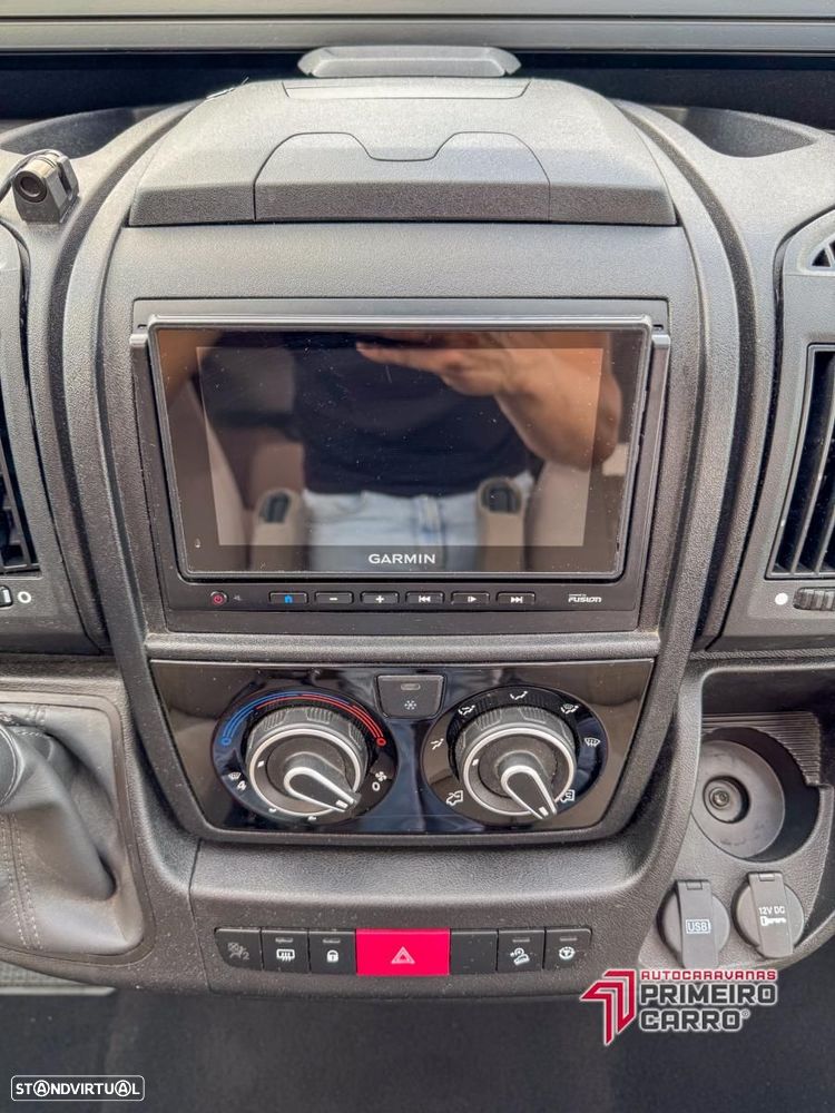 Pössl Summit 640 Prime Automática - 39