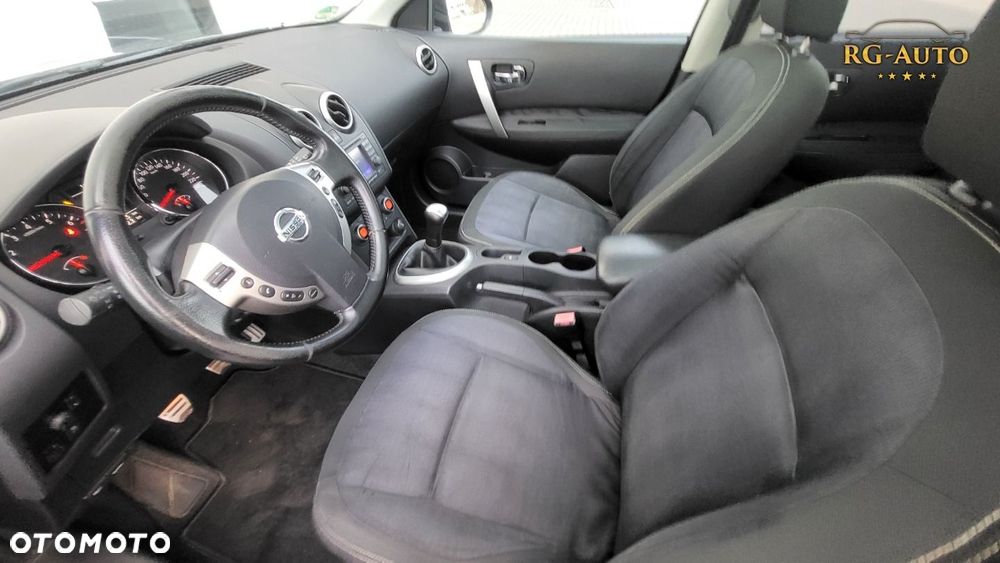 Nissan Qashqai - 35