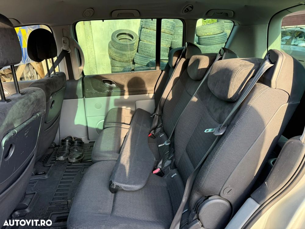 Renault Espace 2.0 dCi FAP Tech Run - 7