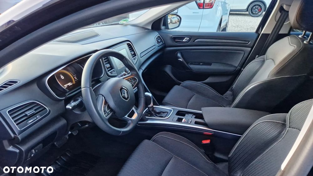 Renault Megane BLUE dCi 115 EDC BUSINESS EDITION - 11