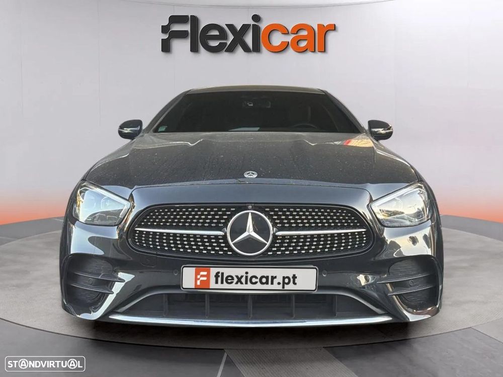 Mercedes-Benz E 220 d AMG Line - 2