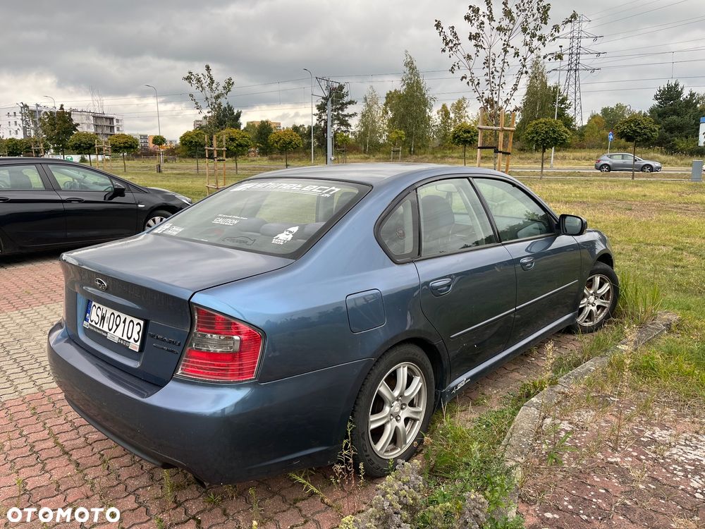 Subaru Legacy 2.5 4WD - 3