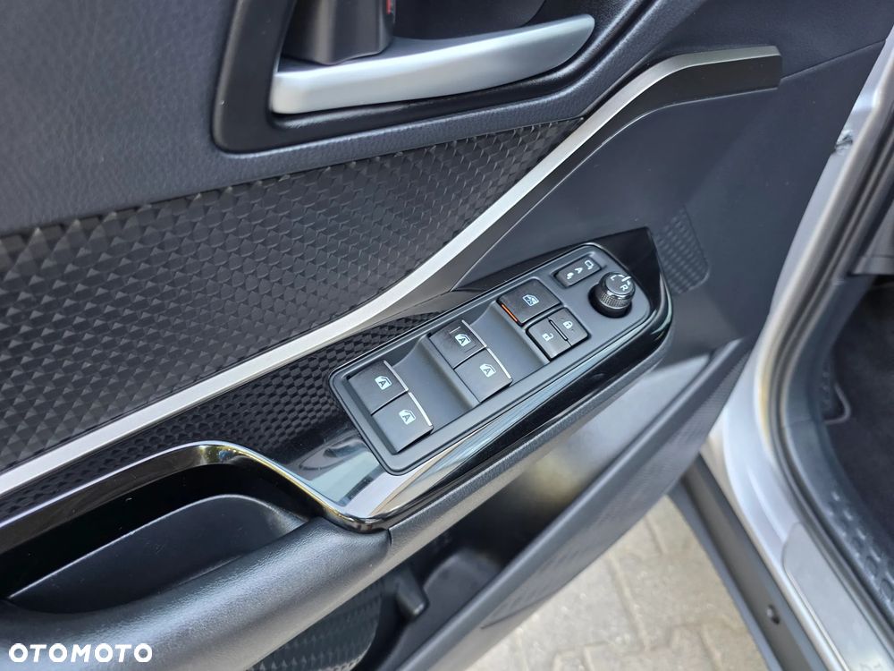 Toyota C-HR - 14