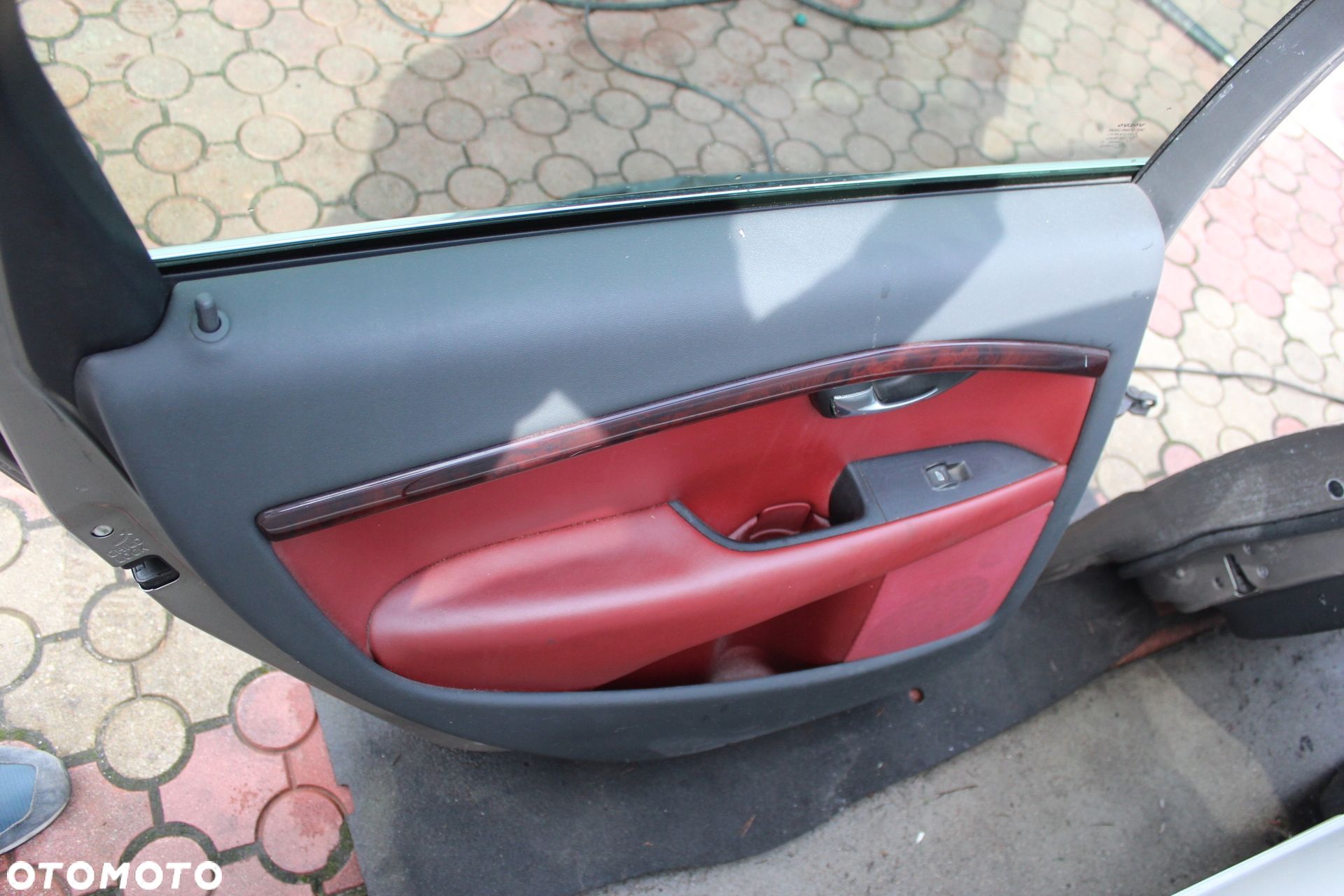 Tapicerka Lewa Tylna Volvo V70 III XC70 - 1