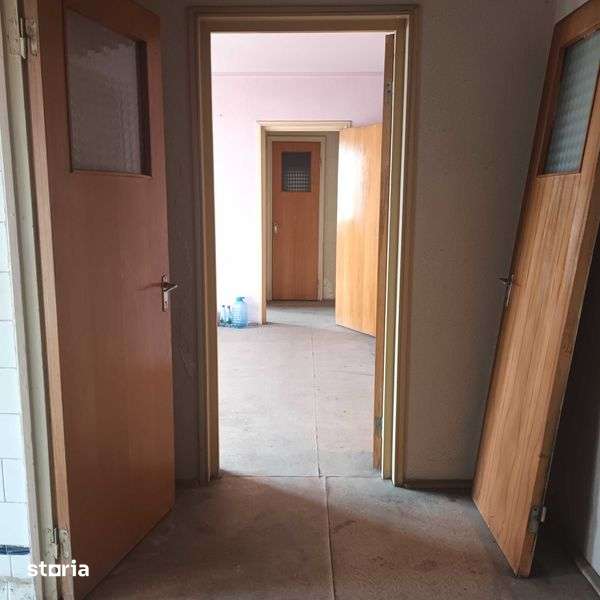 Proprietar, ap.3 cam, Rahova, Pucheni — fotografia 1