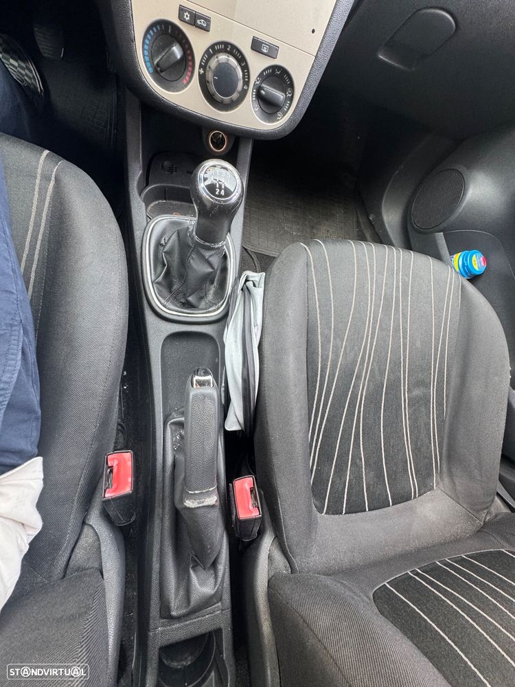 Opel Corsa 1.3 CDTi Enjoy EcoFLEX - 8