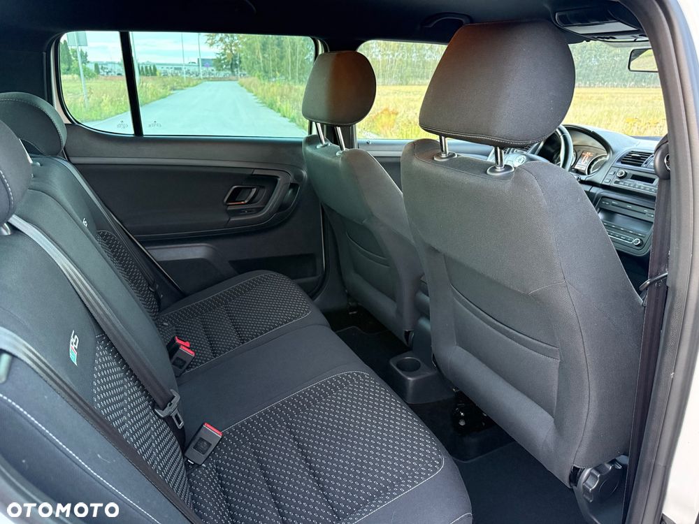 Skoda Fabia 1.4 TSI DSG RS - 12