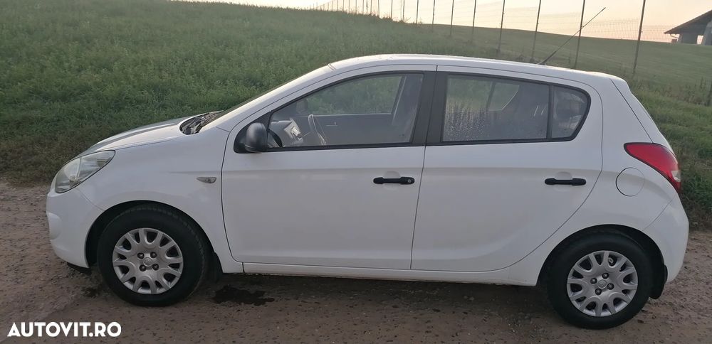 Hyundai i20 1.2 Economy - 10