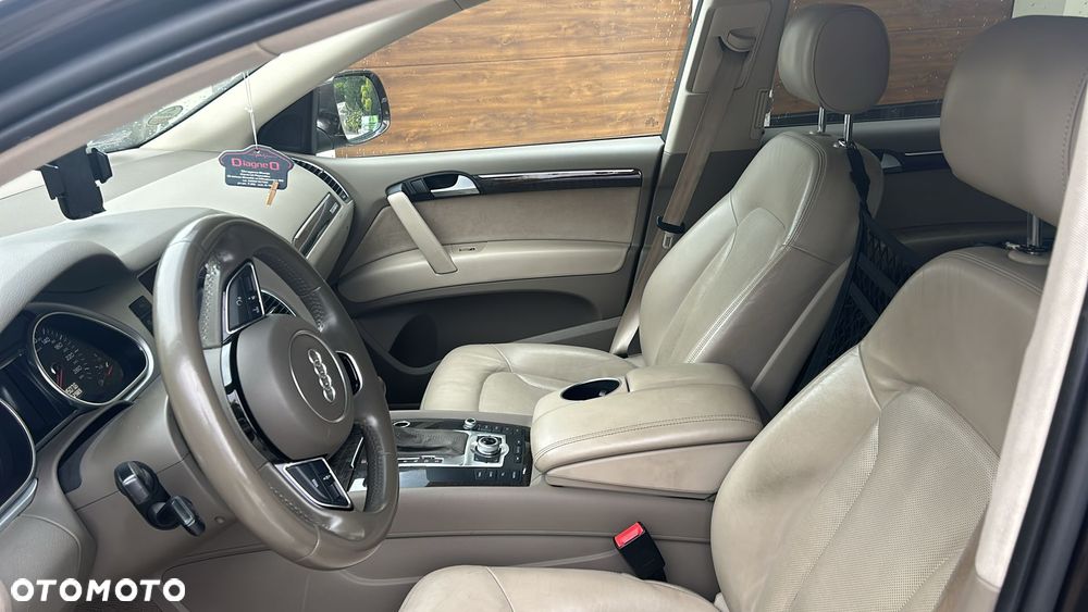 Audi Q7 - 3