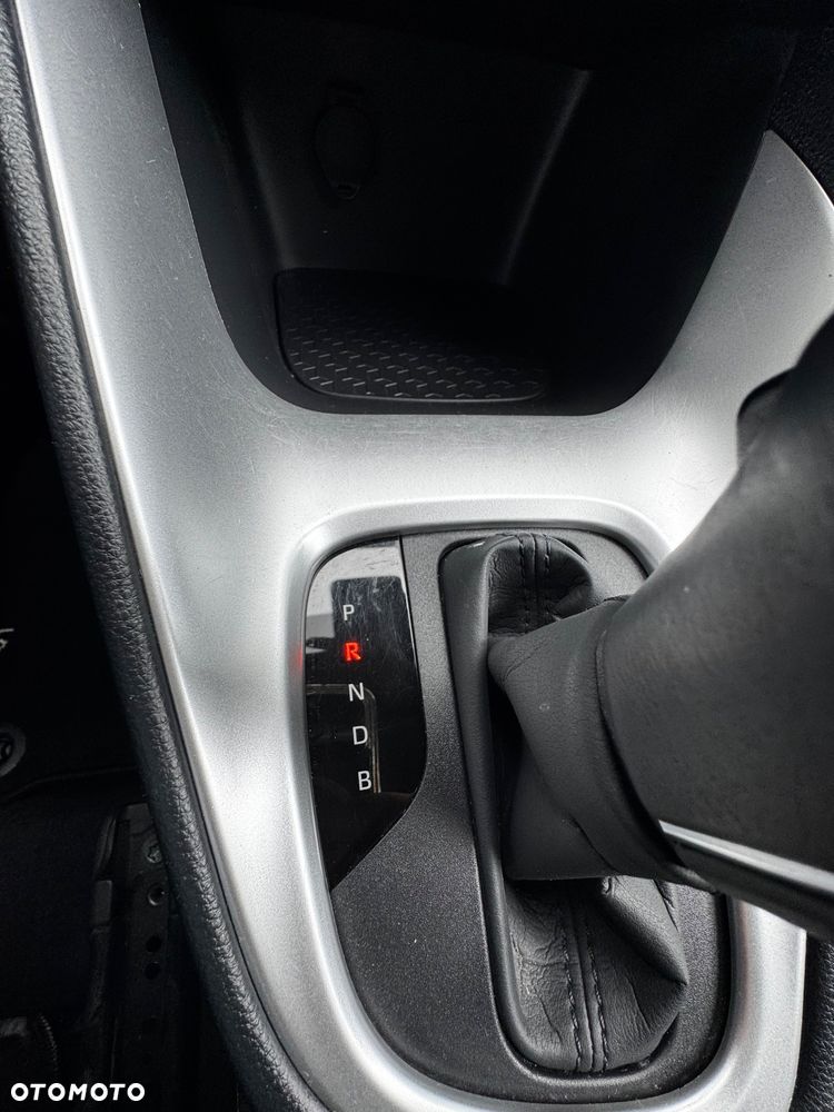 Toyota Yaris - 26