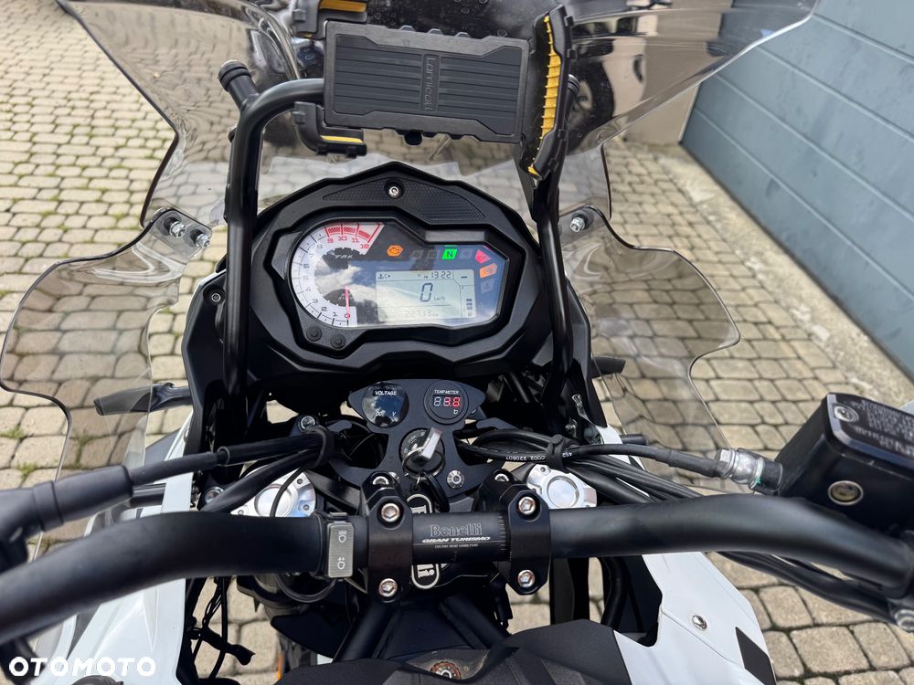 Benelli TRK 502X - 11