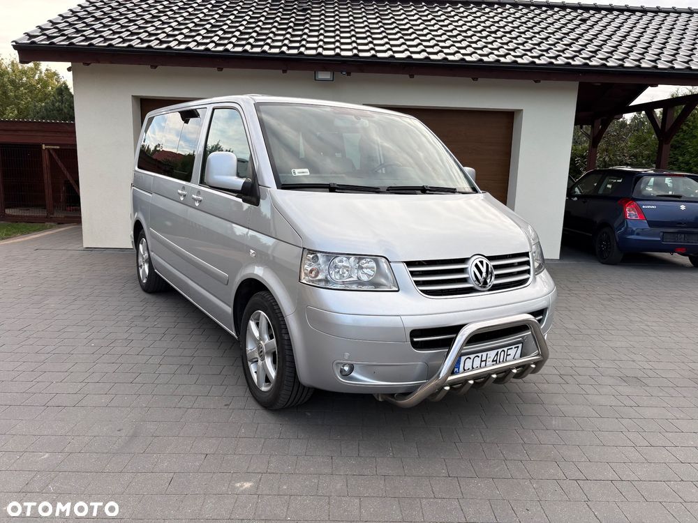Volkswagen Multivan - 1