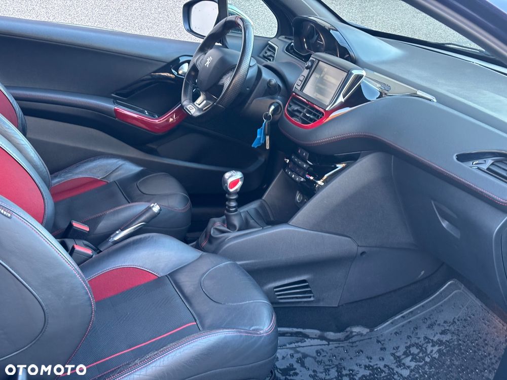 Peugeot 208 1.6 THP GTi - 14
