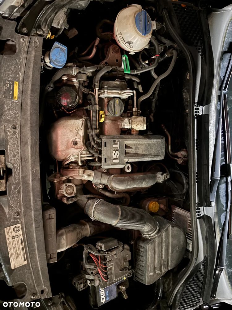 Skoda RAPID Spb 1.2 TSI Ambition - 22