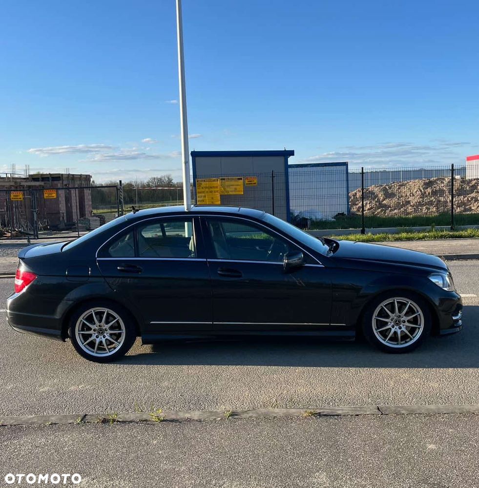 Mercedes-Benz Klasa C 350 (BlueEFFICIENCY) 7G-TRONIC Avantgarde - 3