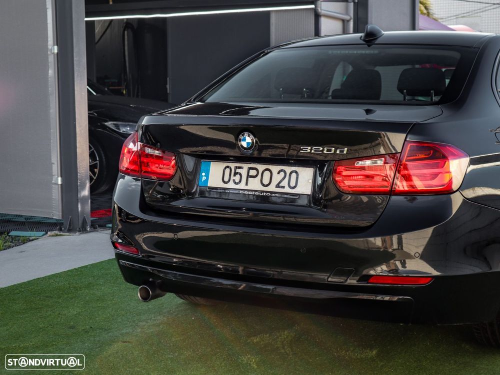 BMW 320 d EfficientDynamics Auto Line Sport - 8