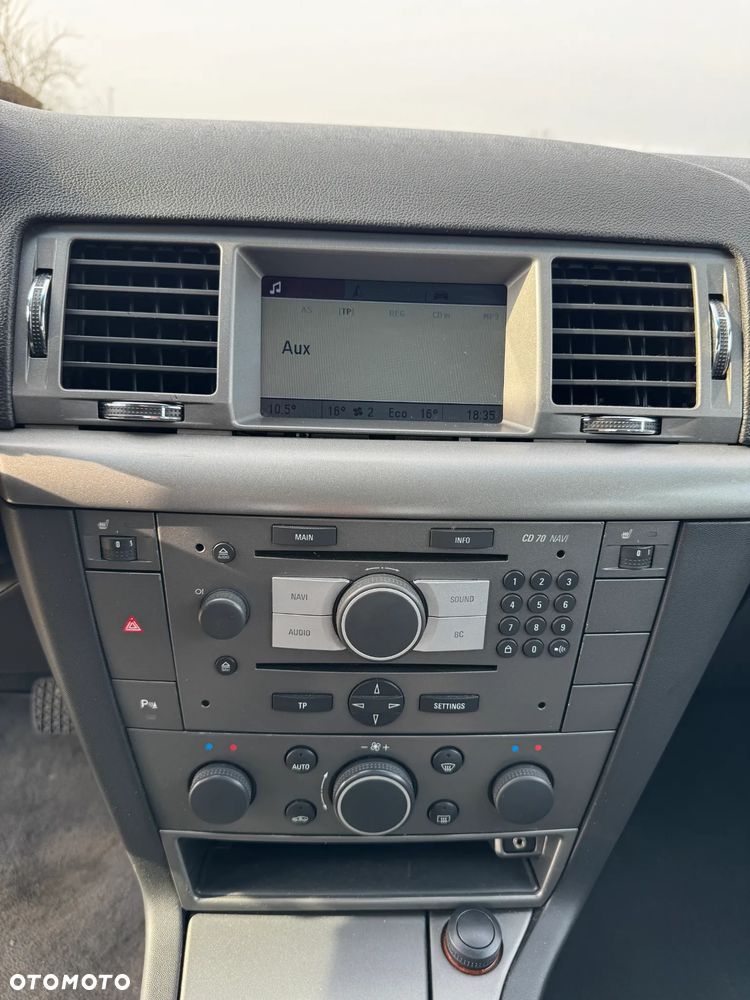 Opel Vectra 1.9 CDTI DPF Cosmo - 19