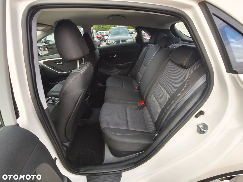 Hyundai i30 1.4 Classic - 24
