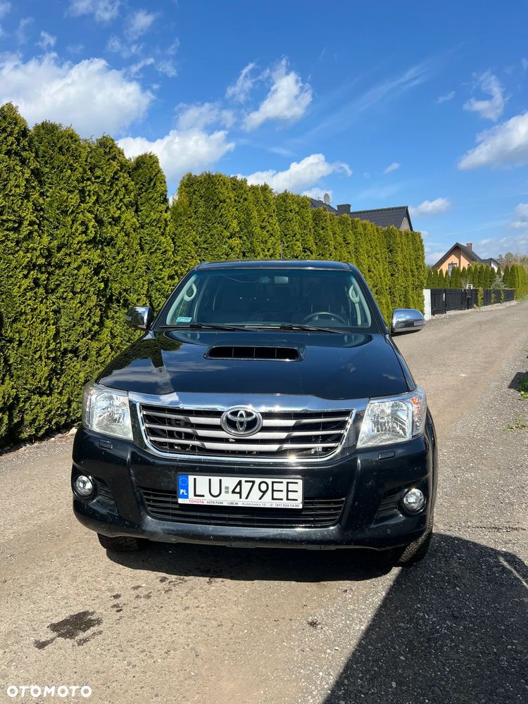 Toyota Hilux 2.5 D-4D SR - 8