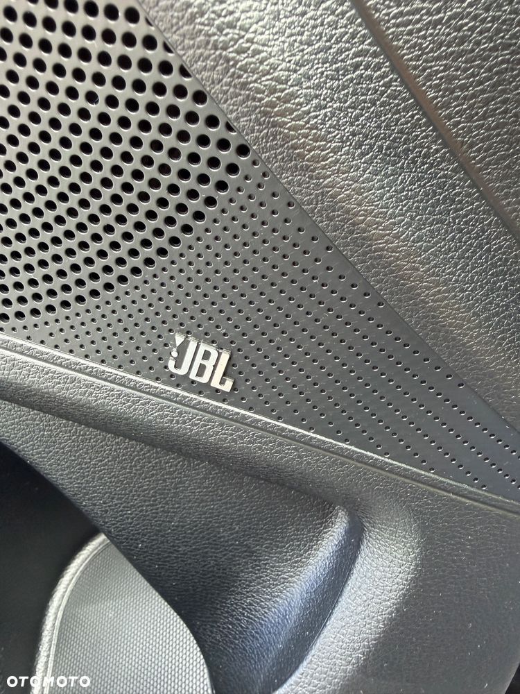 Kia Ceed 1.5 T-GDI Tribute DCT - 11