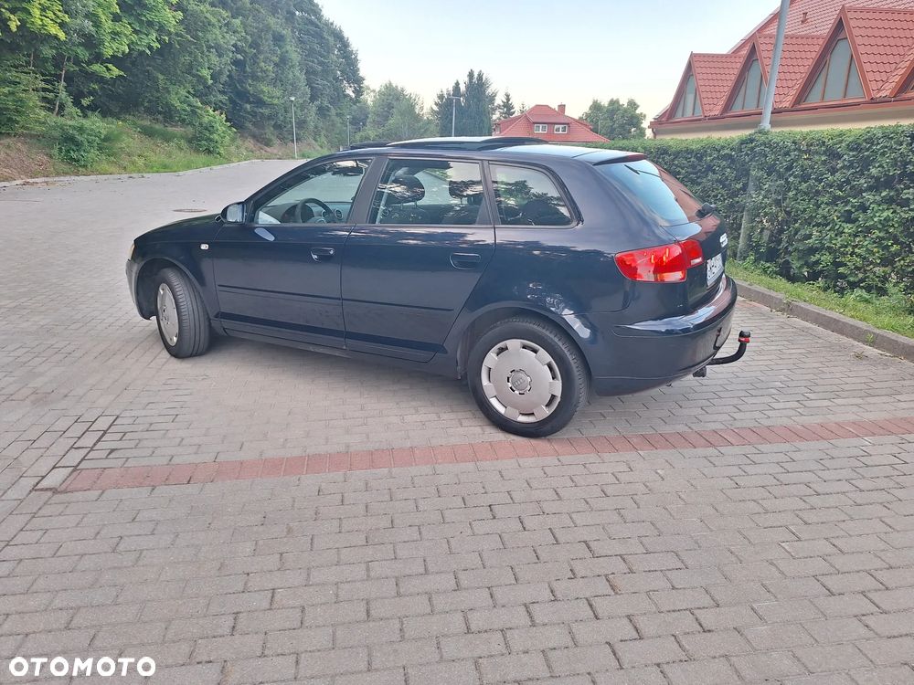 Audi A3 Sportback 1.6 Attraction - 11