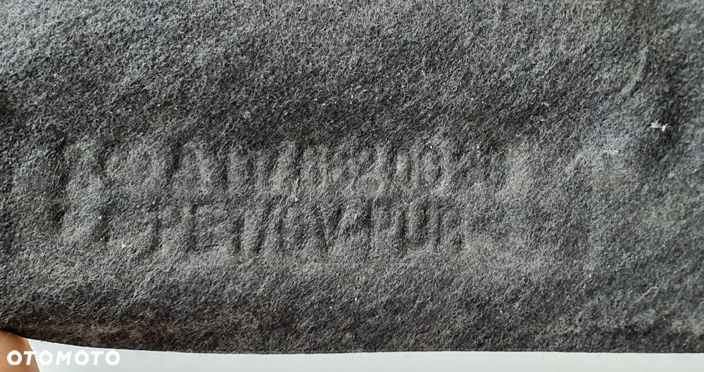 WYGŁUSZENIE MASKI MERCEDES W176 - 3