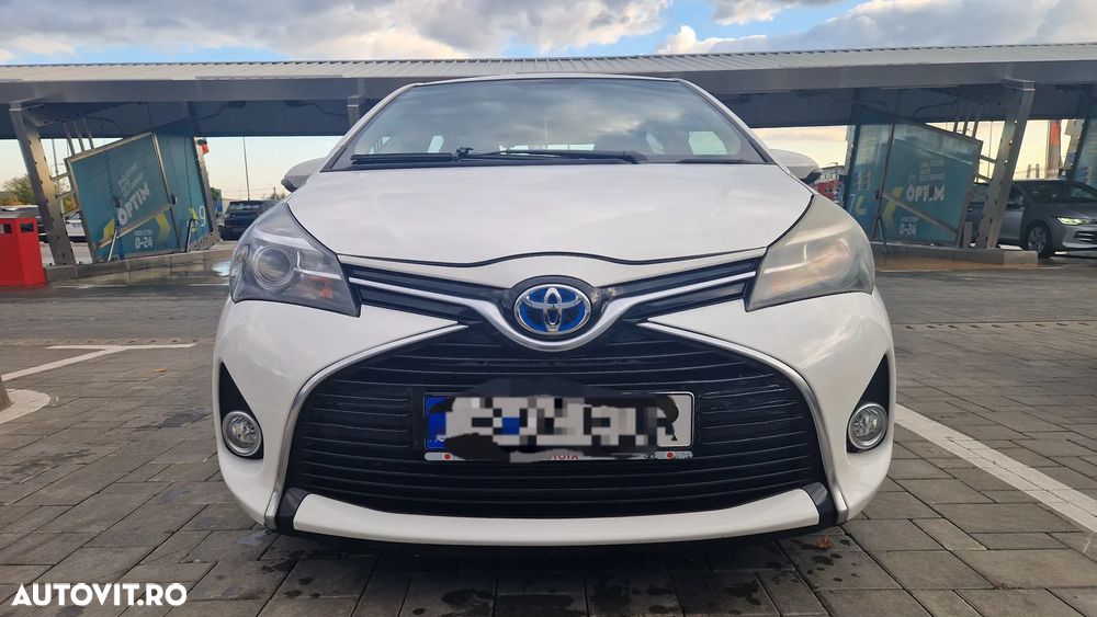 Toyota Yaris 1.5 VVT-i HSD Terra - 15