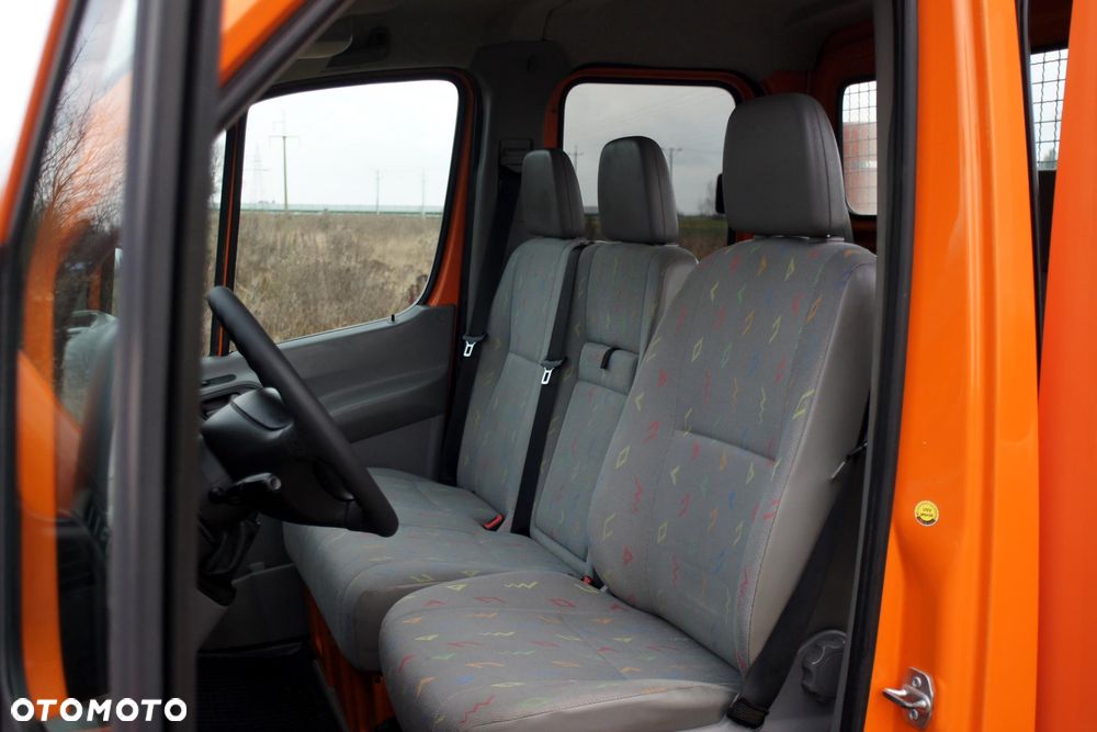 Volkswagen CRAFTER 2.5TDI Doka Long - 24