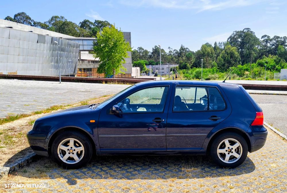 Volkswagen Golf 1.4i Confortline JE+AC — fotografia 7