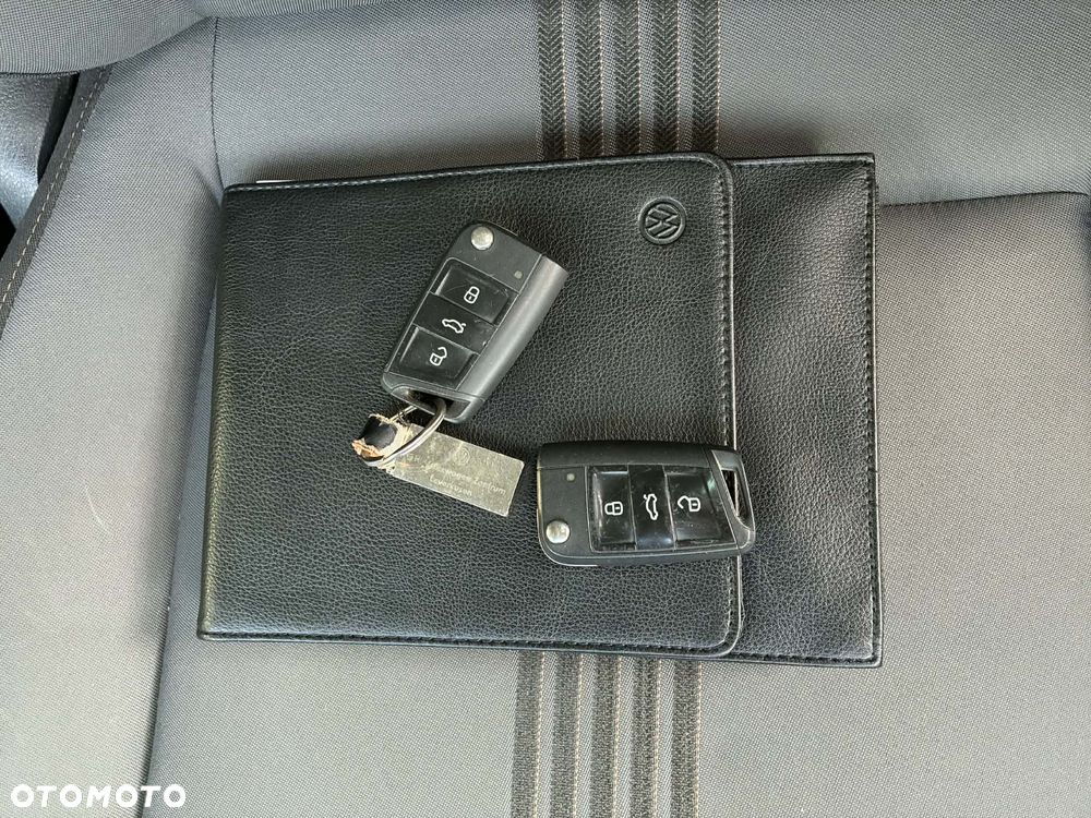 Volkswagen Golf 1.6 TDI BlueMotion Trendline - 4