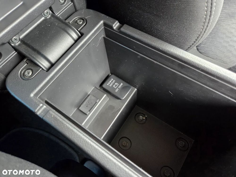 Mitsubishi Outlander 2.0 City Style 2WD - 26
