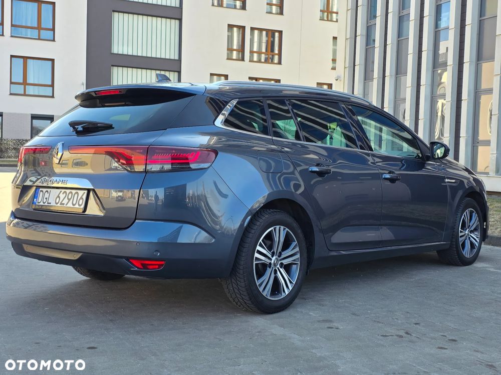 Renault Megane 1.3 TCe FAP Techno EDC - 5
