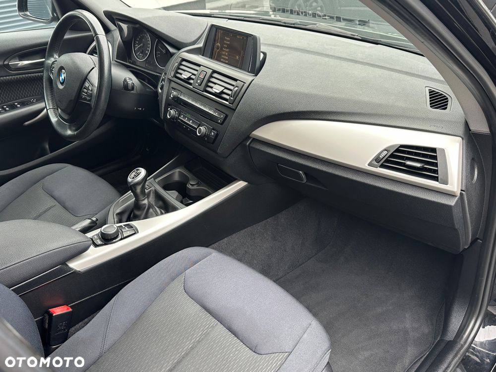 BMW Seria 1 - 18