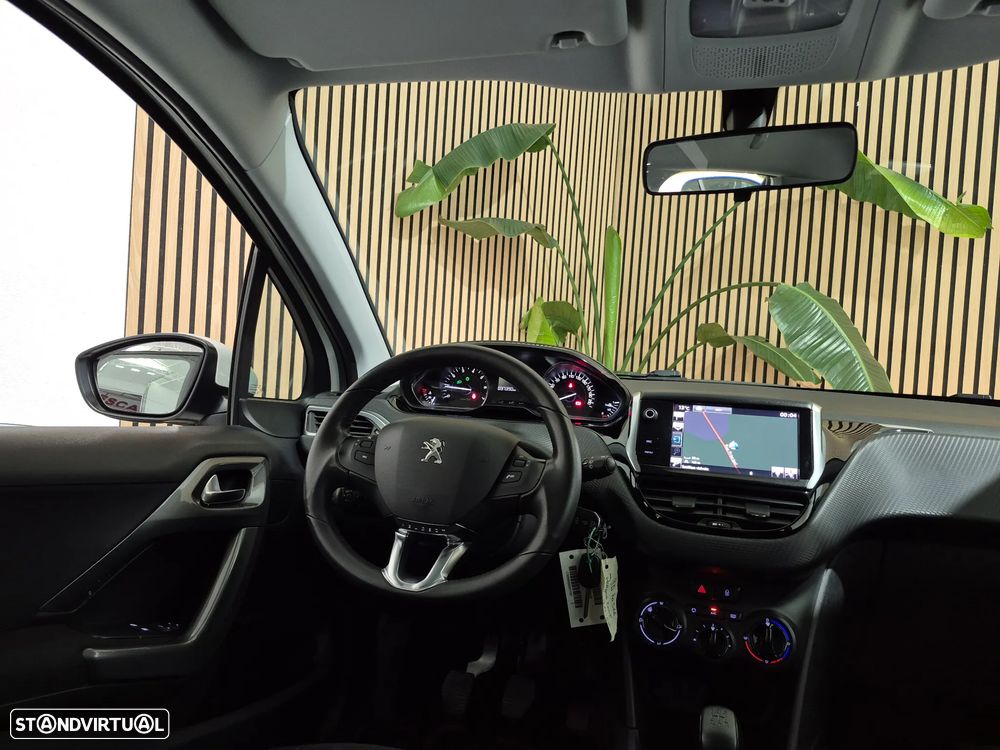 Peugeot 2008 1.2 PureTech Style - 9