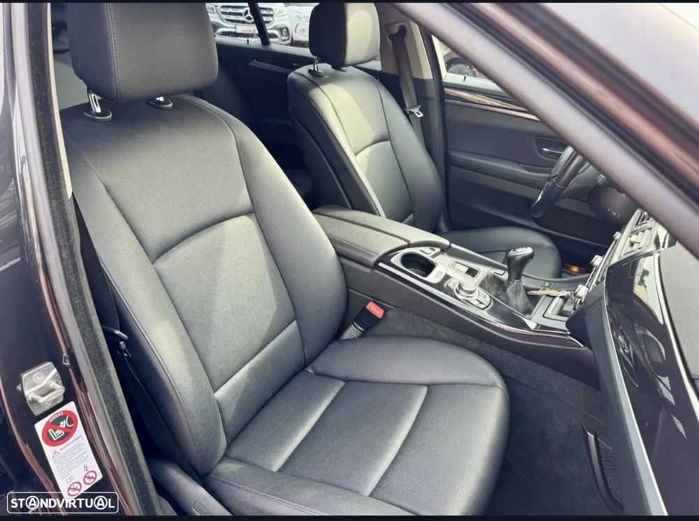 BMW 520 d Luxury Line - 4