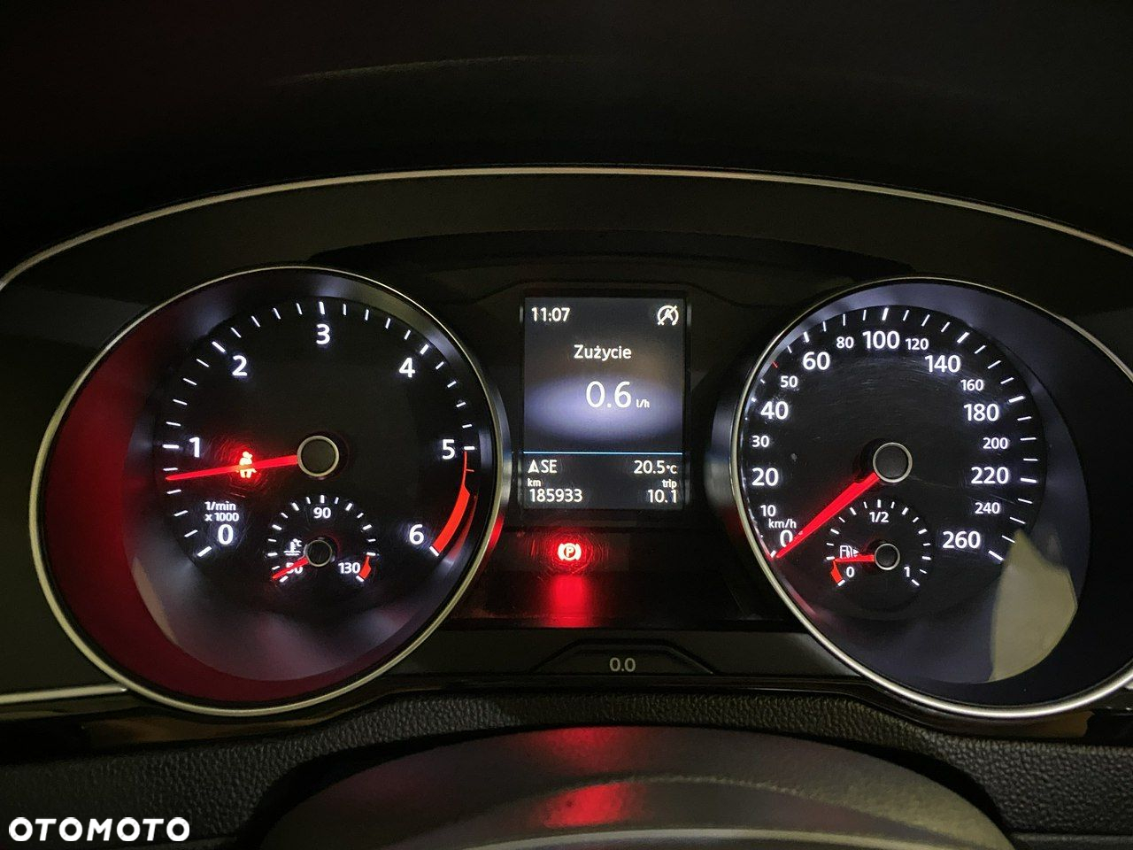 Volkswagen Passat - 20