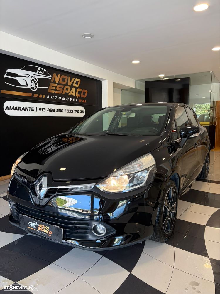 Renault Clio 1.5 dCi Dynamique S - 1