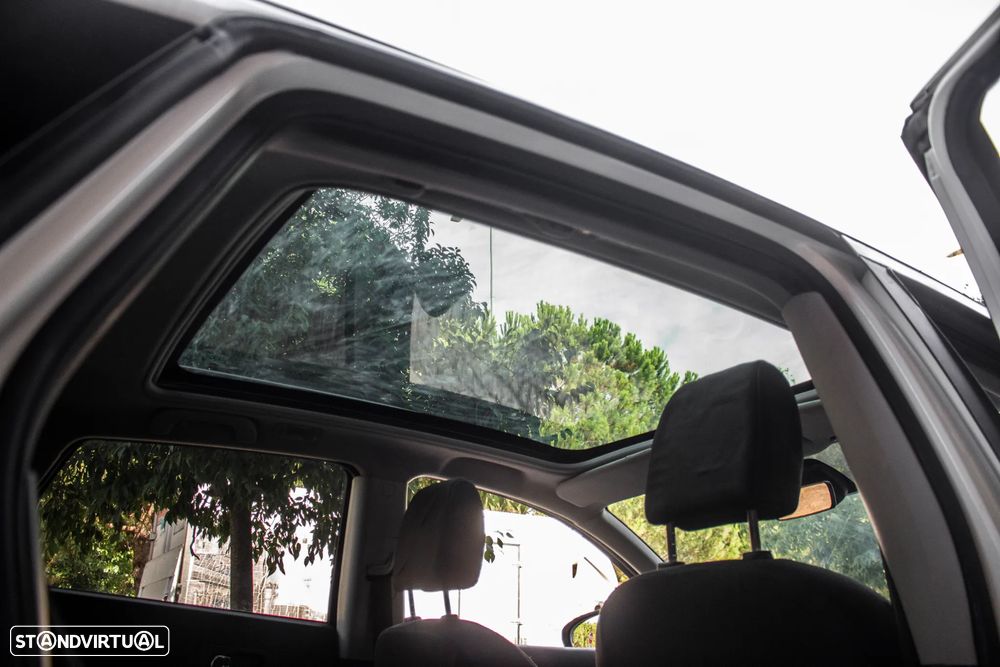 Nissan Qashqai 1.6 dCi N-Connecta - 25