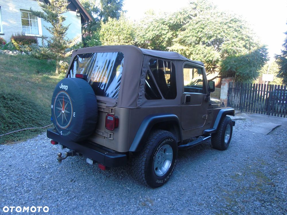 Jeep Wrangler 4.0 Sport - 18