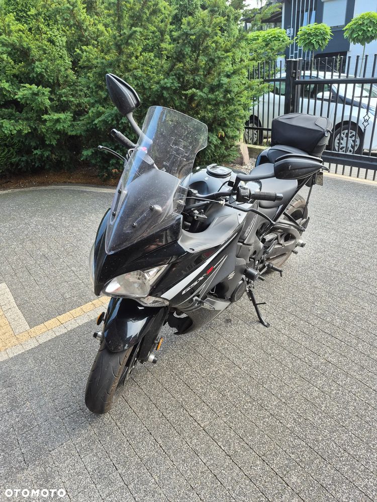Suzuki GSX 1000 - 5
