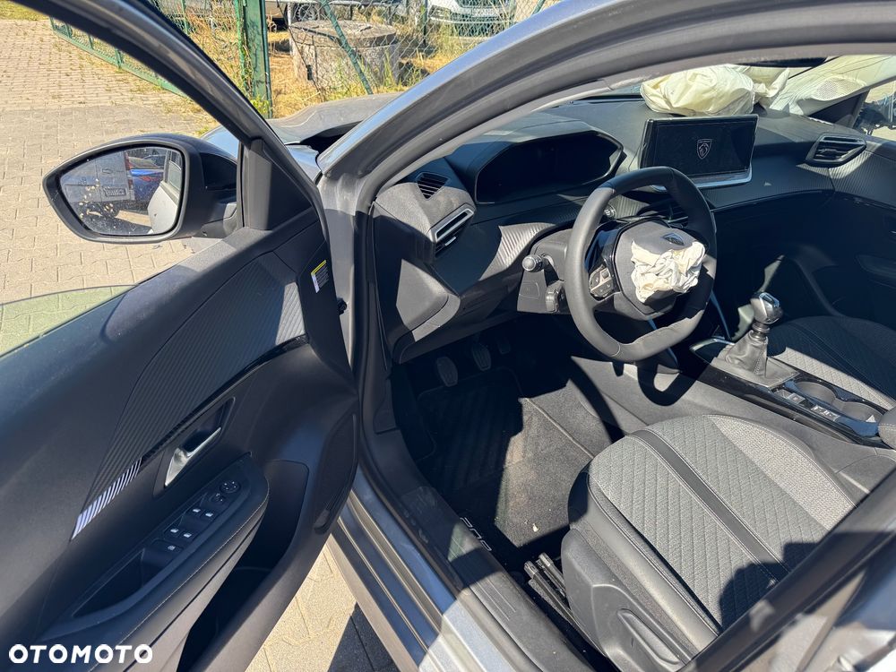 Peugeot 208 1.2 PureTech Allure S&S - 19
